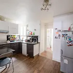 Spacious Apt Near Montmartre